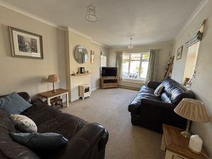 Lounge- click for photo gallery